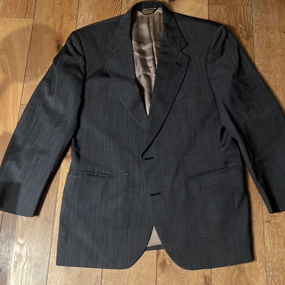 Bloomingdale’s men’s jacket, gray size large/extra large women’s oversized look